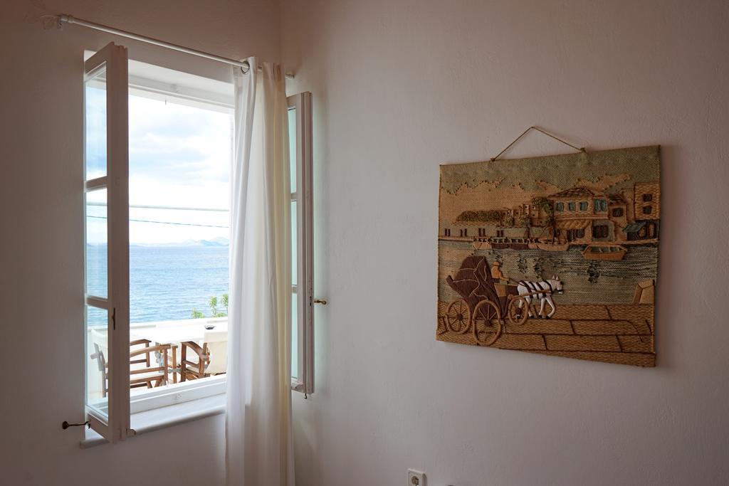 Kiki'S Houses Vlichos 伊兹拉 外观 照片